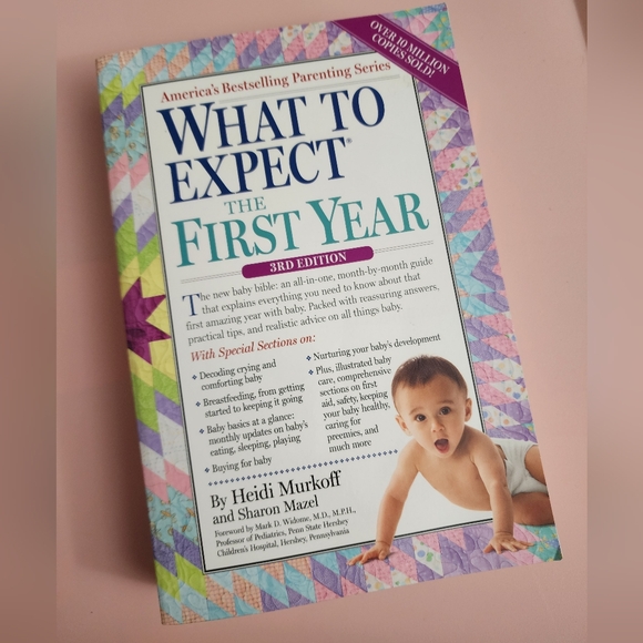 What To Expect The First Year 3rd Edition, Heidi Murkoff and Sharon Mazel - Picture 15 of 15